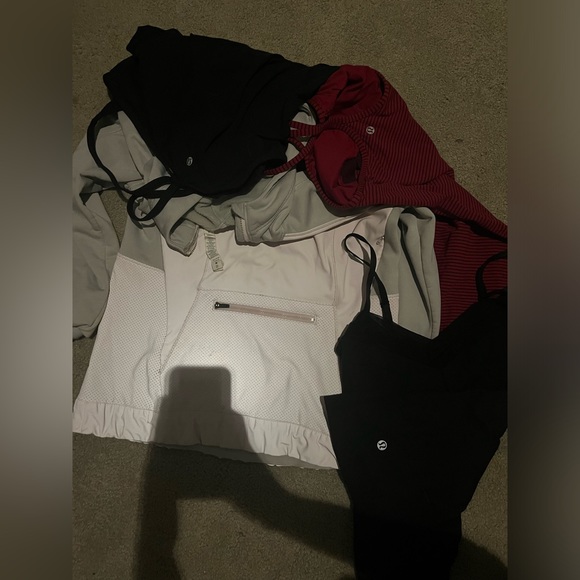 Lululemon Bundle - Picture 2 of 4
